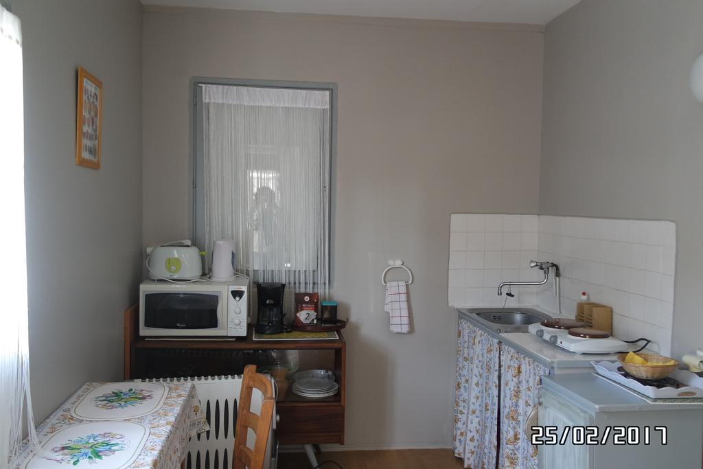 Mas Grimaud - Gite- Studio Et Chambres D'Hotes Familiales Eygalières Buitenkant foto