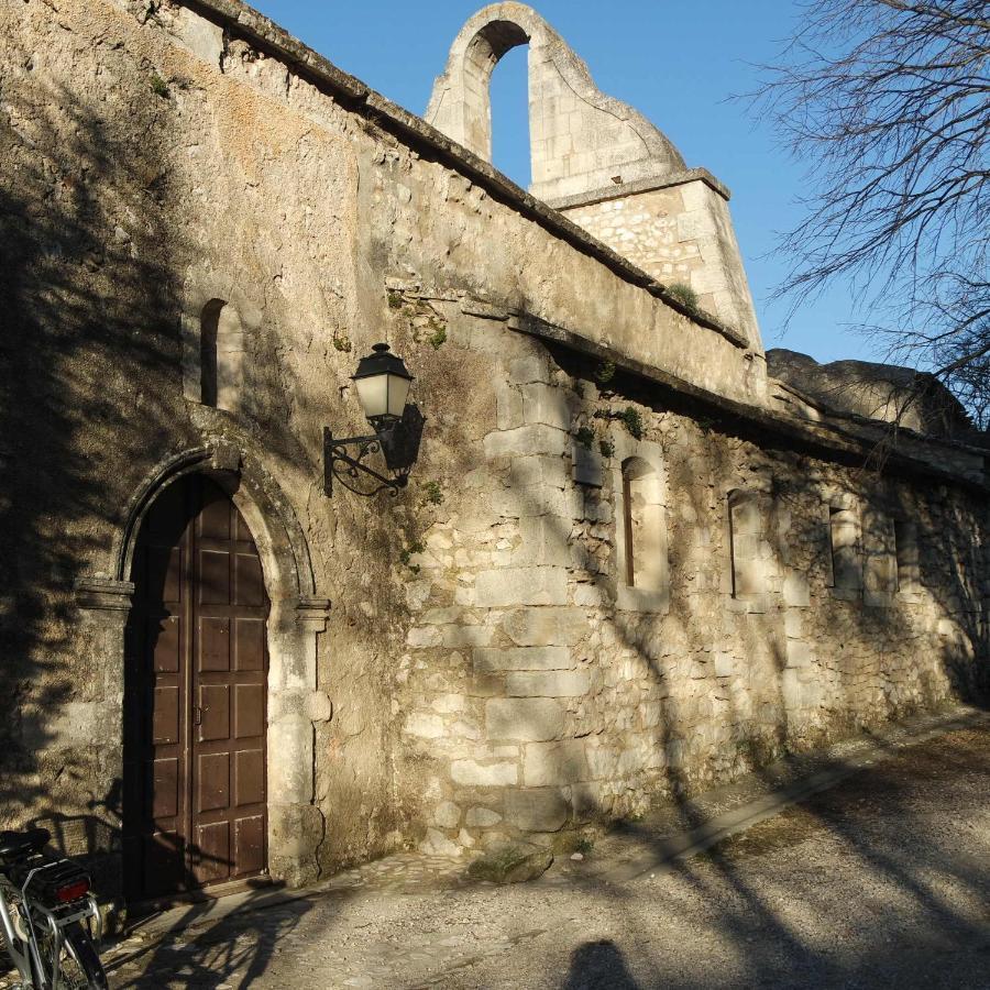 Mas Grimaud - Gite- Studio Et Chambres D'Hotes Familiales Eygalières Buitenkant foto